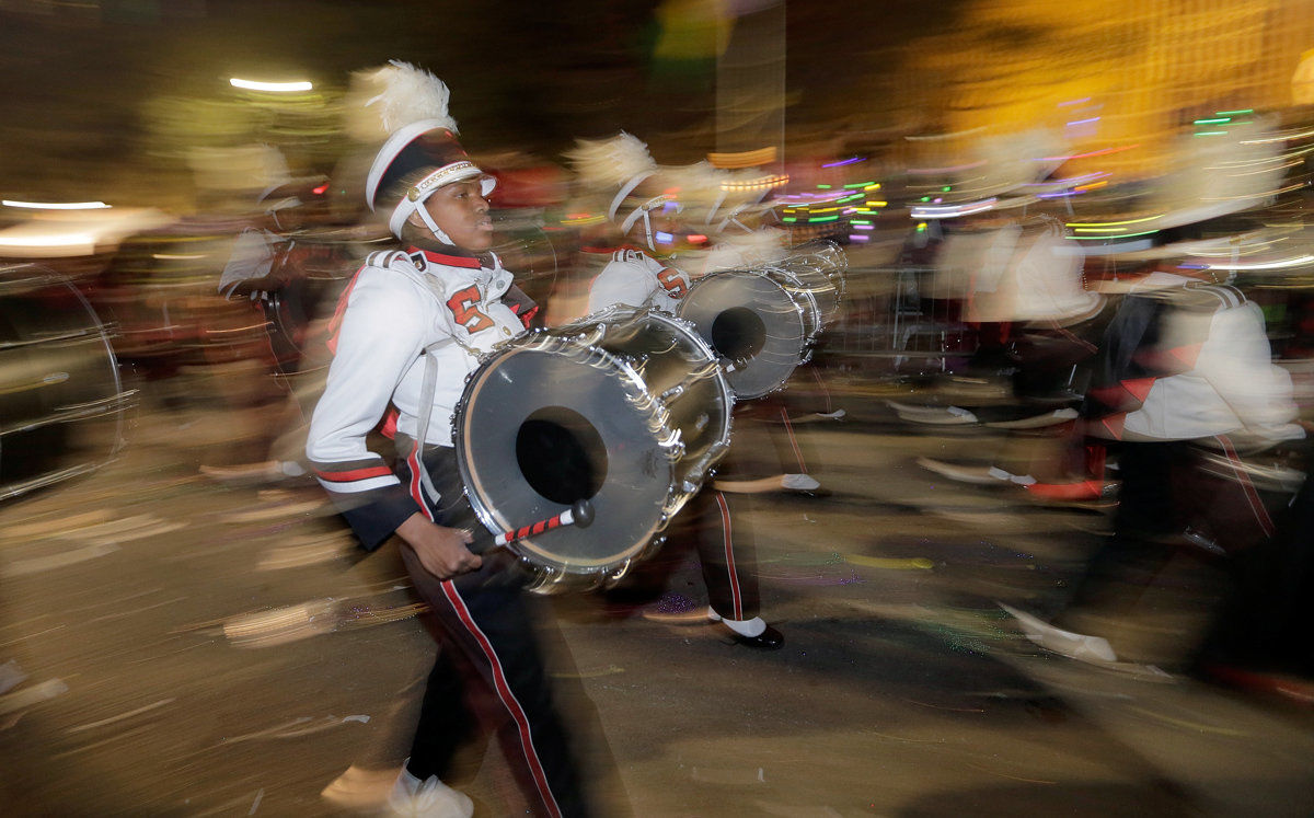 Krewe of Bacchus 2017 rolls in New Orleans: See Mardi Gras parade photos